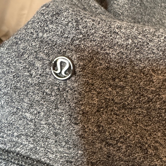 Lululemon Find Your Center Wrap 95% Cotton Hoodie Jacket Snap Front Grey Size 8 - Picture 4 of 9